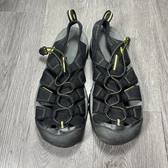 Keen Newport H2 Mens Sz 9 Black Sandals Shoes Waterproof Hiking Fishing Outdoor