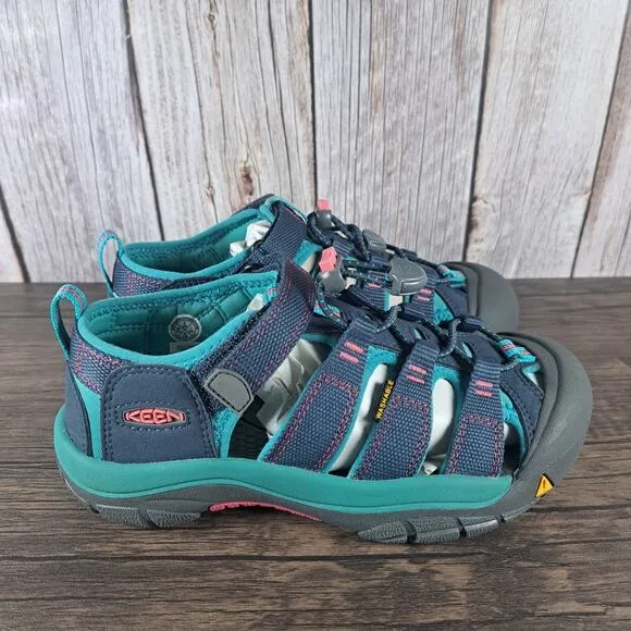 Keen Newport H2 Midnight Navy Baltic Waterproof Sandals Youth Sz 3 (NIB)