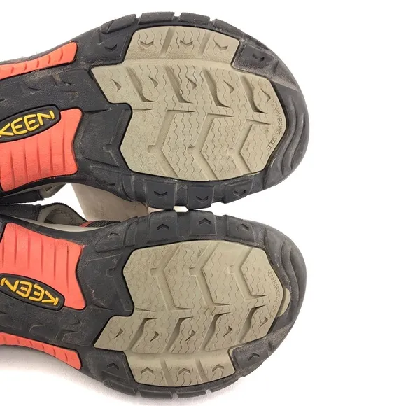 Keen Newport H2 Waterproof Hiking Sandals 9.5