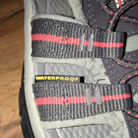 Keen Newport H2 Waterproof Sandals