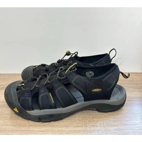 Keen Newport H2 Waterproof Sport Sandals Hiking Trails Black Mens Size 11.5 Flaw