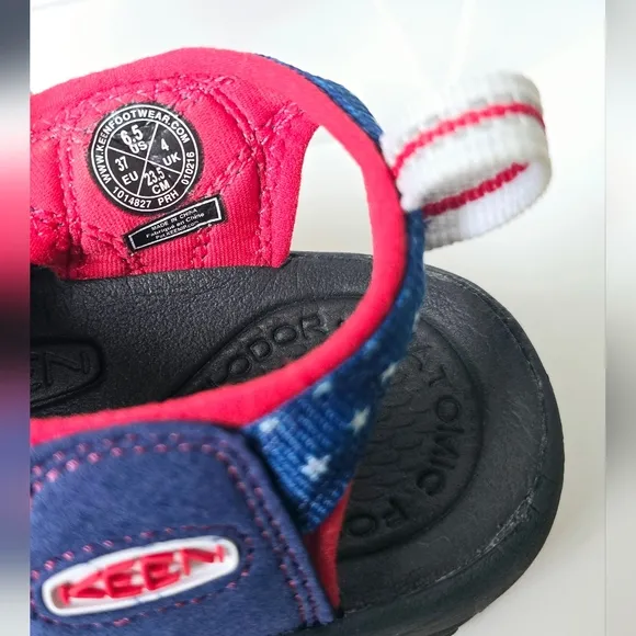 KEEN Newport Red, White and Blue Sandals size 6.5