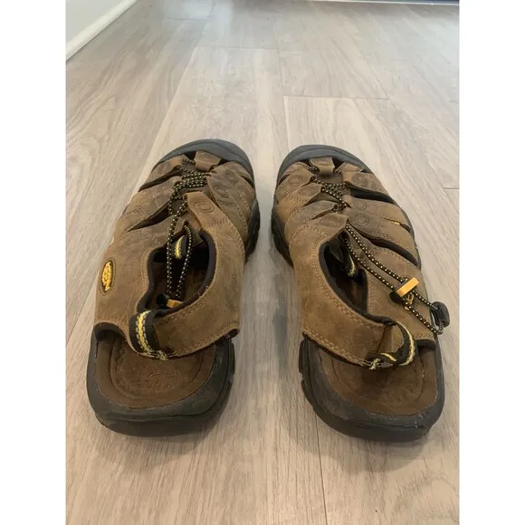 KEEN Newport Size 11.5 Brown Leather Waterproof Sports Hiking Sandals Activewear