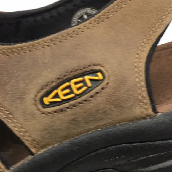 KEEN Newport Waterproof Hiking Camping Gorpcore Brown Leather Sandals Sz 9 Men