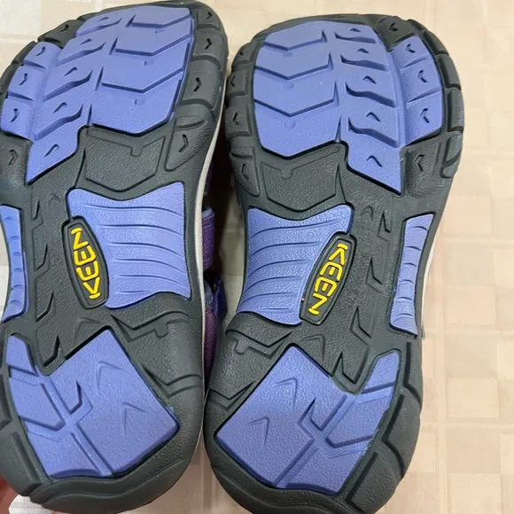 Keen Newport Waterproof Purple Hiking Sandals Girl’s US 4 EU 36 Women’s‎ 6 NWOB