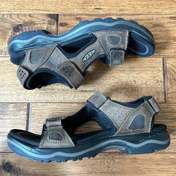 KEEN Rialto II 3 Point Sandals Brown Leather Hiking Outdoor Men's Size 9