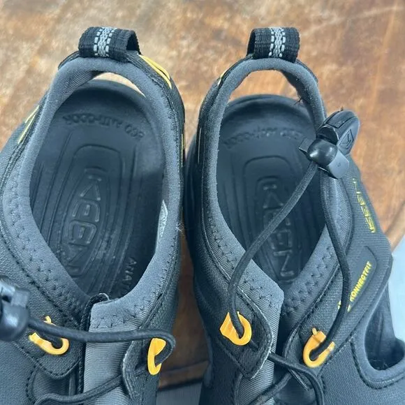 Keen Sandals Mens 11.5 D Solr Black Gold Waterproof Fisherman Water Shoe