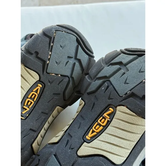 Keen Sandals Mens size 13 Newport Waterproof NEAR NEW!  Worn 1x Blue