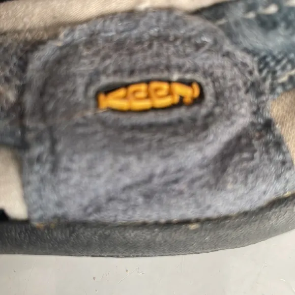 Keen sandals waterpro Newport H2 boys size 13