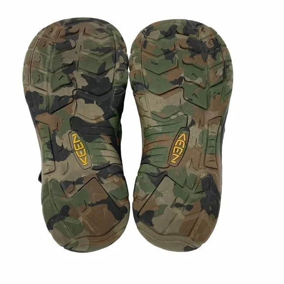 Keen Waterproof Sandals Size 6 Green Camo Newport H2 Sport