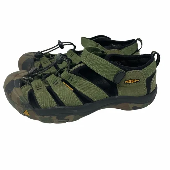Keen Waterproof Sandals Size 6 Green Camo Newport H2 Sport