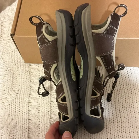 Keen waterproof sandals women 39 8.5 brown black gray tan hiking trail shoe lake