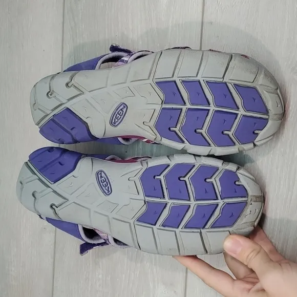 Keen Womens Outdoor Hiking Waterproof Comfort Sandals shoes sz 6