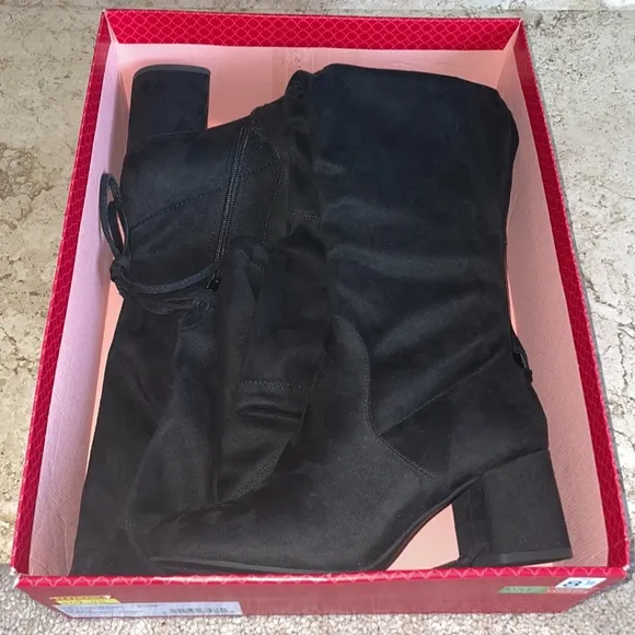 Kelly &amp; Katie Black Camoscia Suede Tarq Over-The-Knee Wide Calf Boots Size 8.5