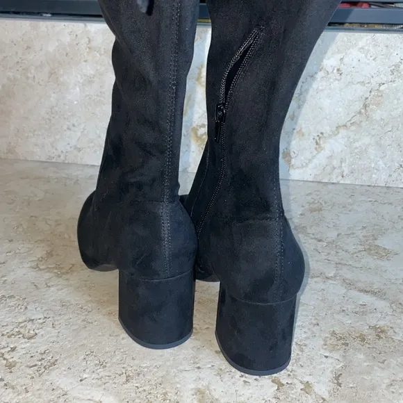 Kelly &amp; Katie Black Camoscia Suede Tarq Over-The-Knee Wide Calf Boots Size 8.5