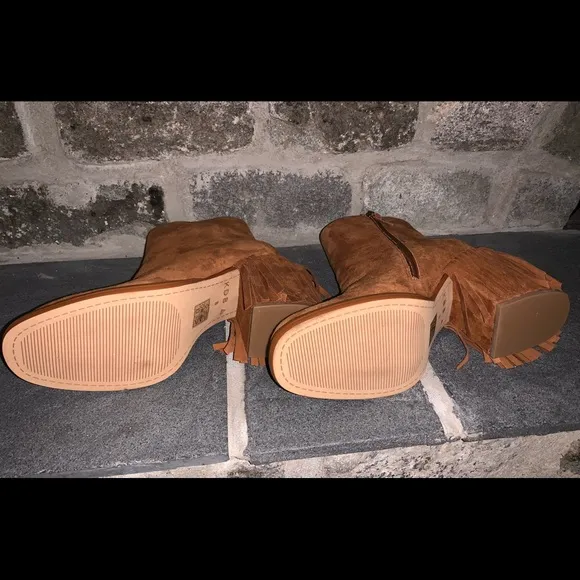 Kelsi Dagger Brooklyn Linx Suede Fringe Heel Ankle Boots/Booties