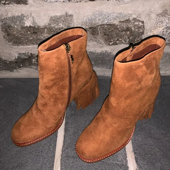 Kelsi Dagger Brooklyn Linx Suede Fringe Heel Ankle Boots/Booties