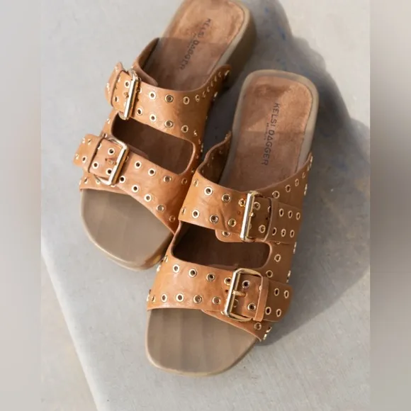 Kelsi Dagger Jolt Tan Clog Sandals