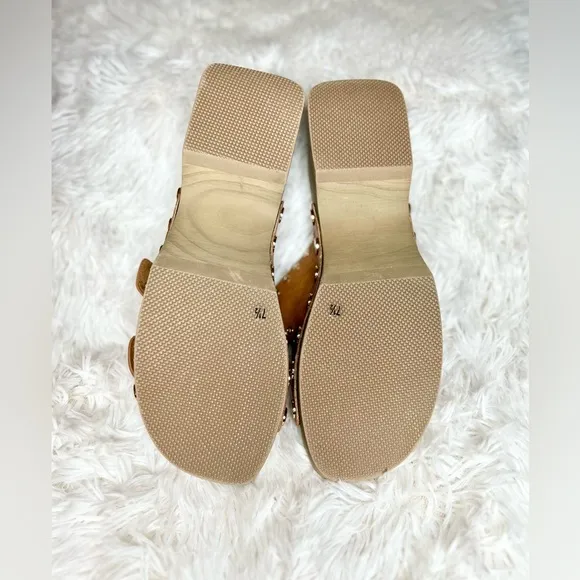 Kelsi Dagger Jolt Tan Clog Sandals