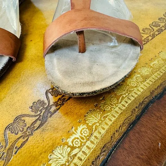 Kenneth Cole Great City Gal Toffee Cognac Vegan Leather Wedge T-Strap Sandals 8