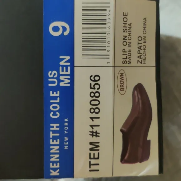 Kenneth Cole New York Slip On Leather Loafers. Size 9M Men'sColor Brown