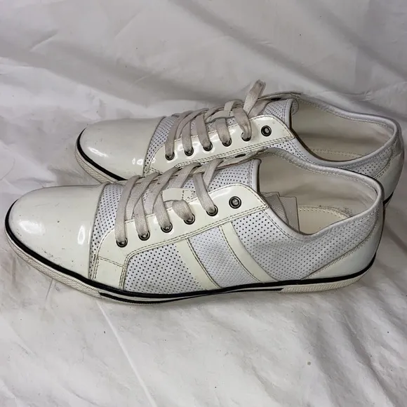 Kenneth Cole New York White  Leather  Down Load  Oxford Sneakers 11M