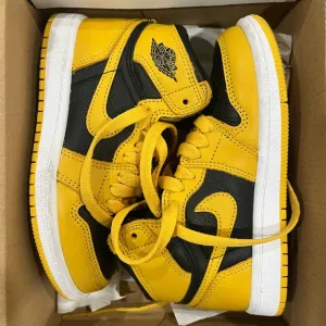 Kids Jordan 1 retro high OG