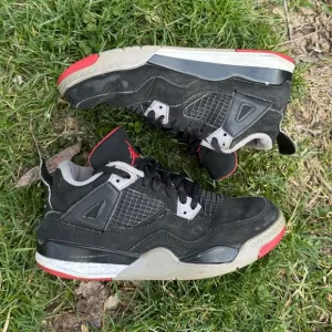 Kids Jordan 4 Bred 2018