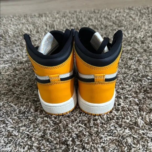 Kids- Nike High-Top Sneakers - Black and Yellow