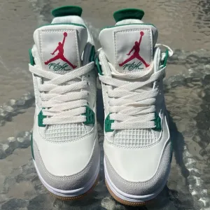 Kids Nike SB x air Jordan 4 retro pine green 6.5 grade school/ fits 7.5 in women