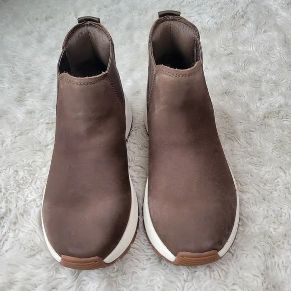 Kizik Toronto Brown Chelsea Boots Slip On Womens Size 6.5 Mens 5