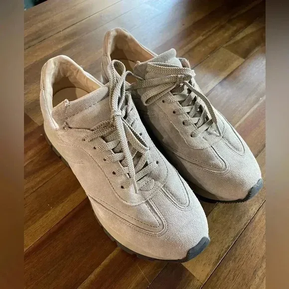 KOIO retro runner sneaker