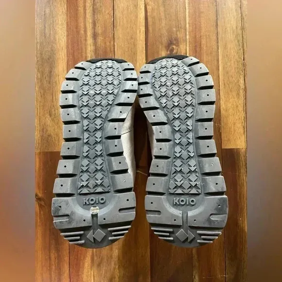 KOIO retro runner sneaker