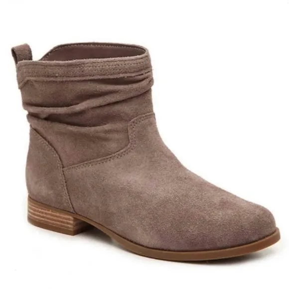 Koolaburra by UGG Lorelei Suede Boots Size 7 Women’s Taupe Brown Slouchy Shoes