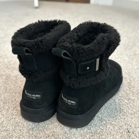 Koolaburra by UGG Women’s Black Suede Faux Fir Lined Boots