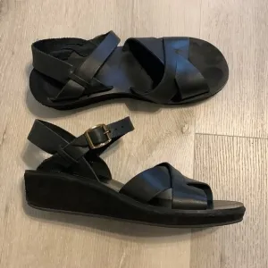 KORK EASE | CLASSIC AVA | WEDGE | SANDALS size 8 black