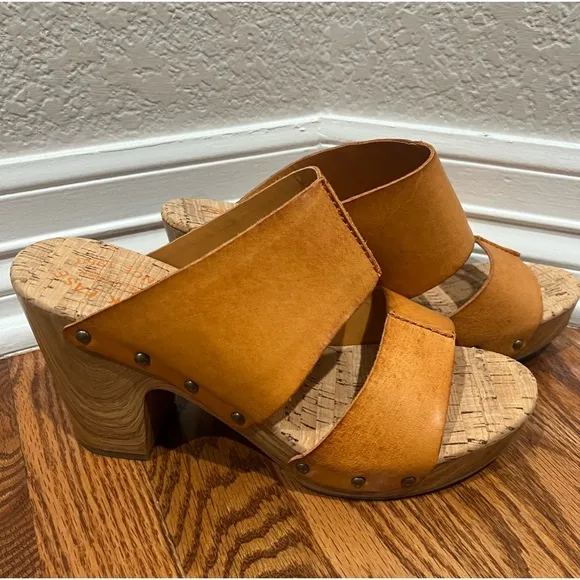 Kork-Ease Darra Leather Platform Heeled Sandals in Natural Size 11M