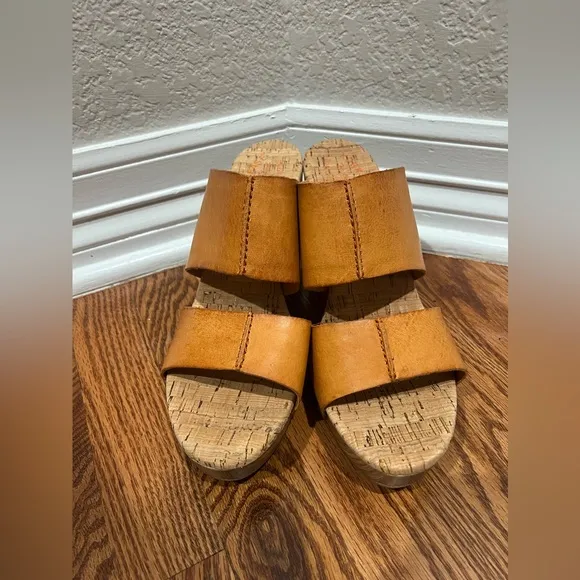 Kork-Ease Darra Leather Platform Heeled Sandals in Natural Size 11M