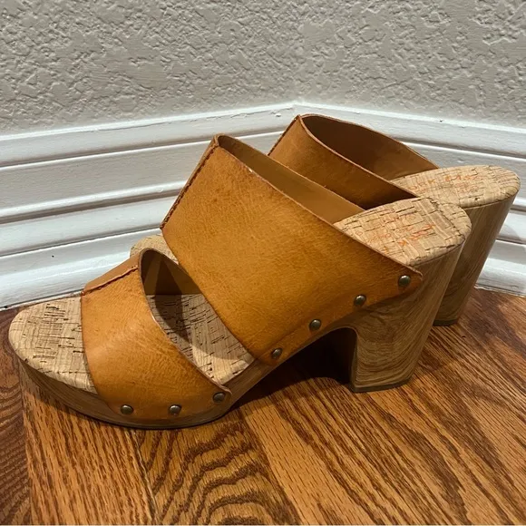 Kork-Ease Darra Leather Platform Heeled Sandals in Natural Size 11M