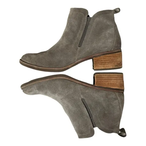 Korks Gray Suede Ankle Boots Size 10 Kork Ease Boots