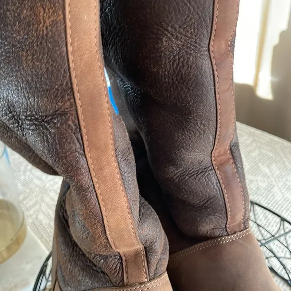 LA CANADIENNE WOMEN BOOTS Size 9.5