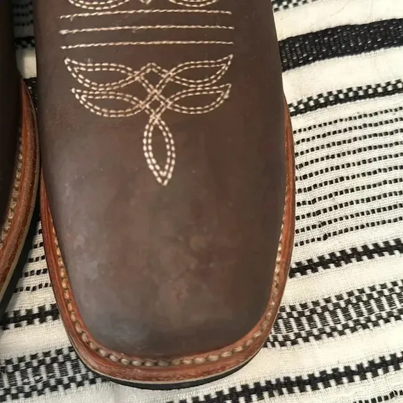 La Sierra Boots kids size 5 1/2