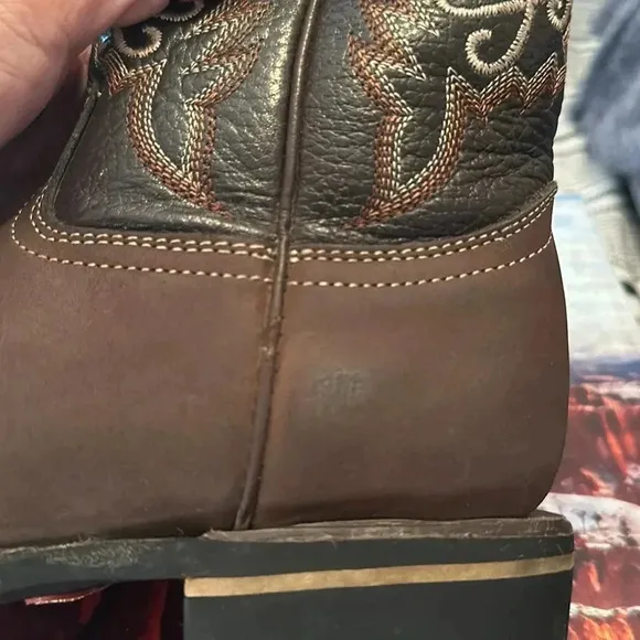 La Sierra Boots kids size 5 1/2