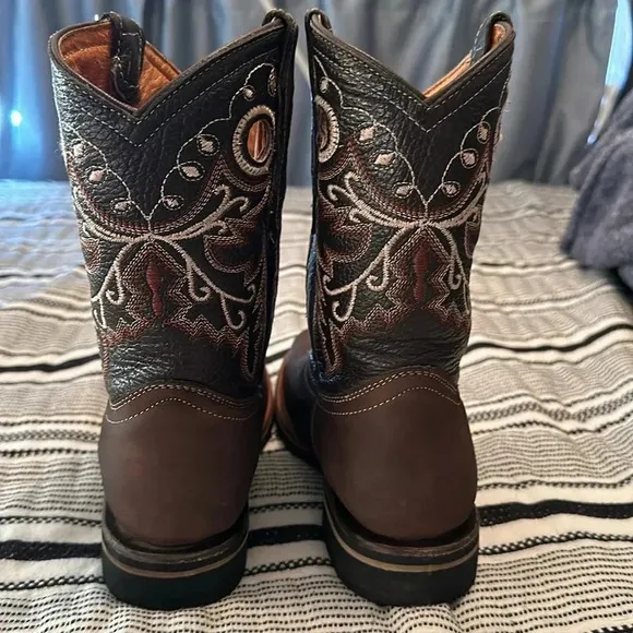 La Sierra Boots kids size 5 1/2