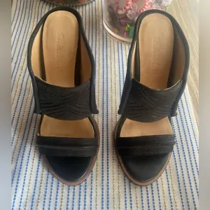 L.A.M.B. Black Leather Suede Open Toe Stiletto Sandals  Size 6