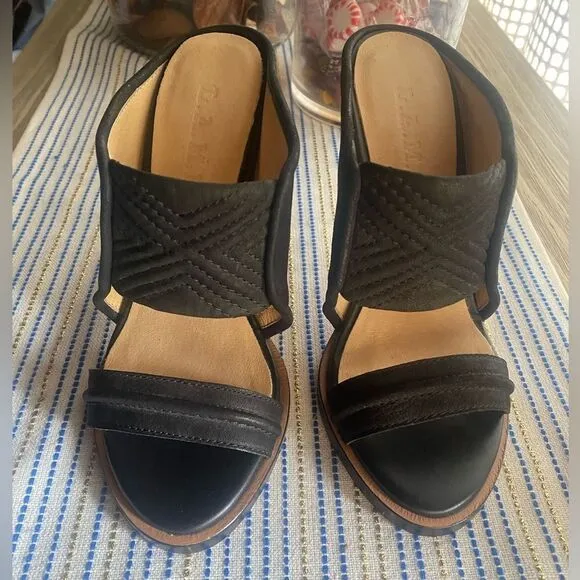 L.A.M.B. Black Leather Suede Open Toe Stiletto Sandals  Size 6