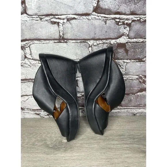L'Amour Des Pieds Black Leather Strappy Wedge Open Toe Sandals Women 7M US/38EU