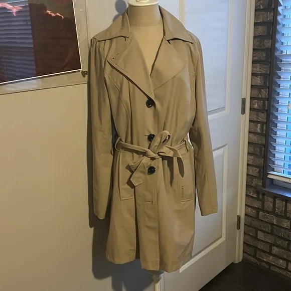 Lands' End Beige Double-Breasted Trench Coat | Size M (10/12) | Classic Staple