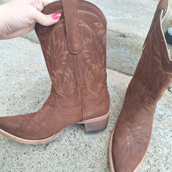 Lane Sandaga Chesnut Brown Suede  Western Cowboy Boots Size 10