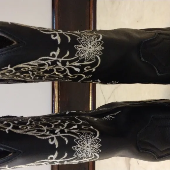 Laredo cowboy boots.